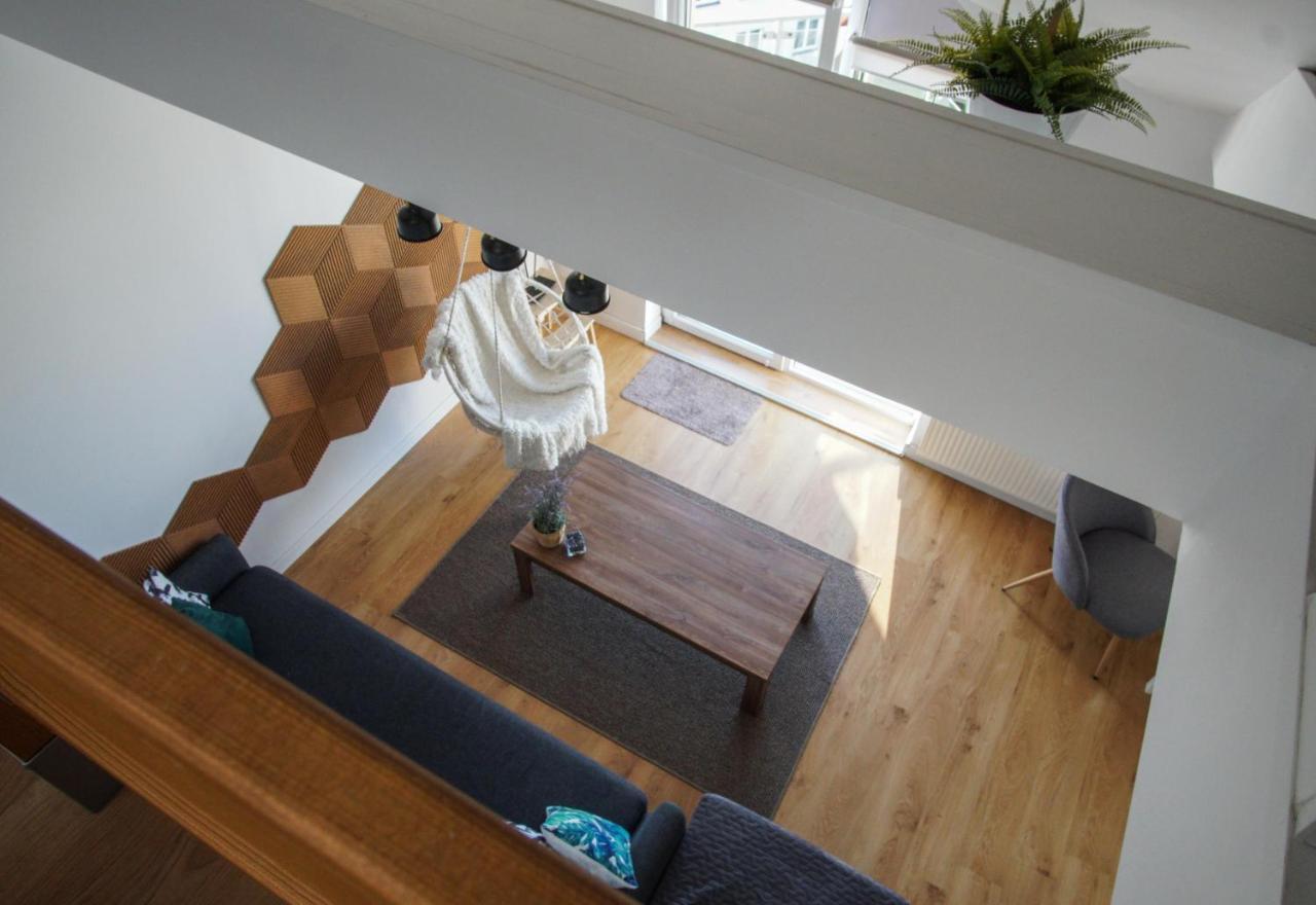 Timegoesslow Cozy Attic City Center Tychy Extérieur photo